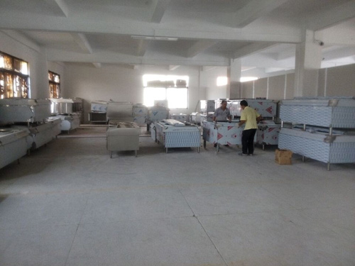 友祥成品車(chē)間